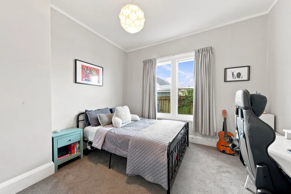 Photos of 216 Springfield Road