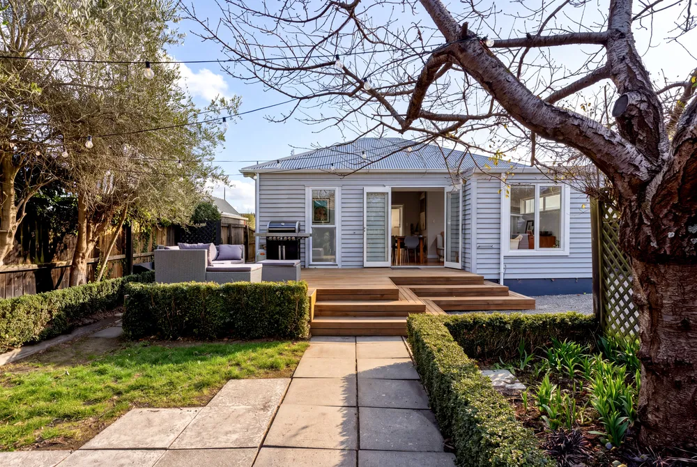 Photos of 216 Springfield Road