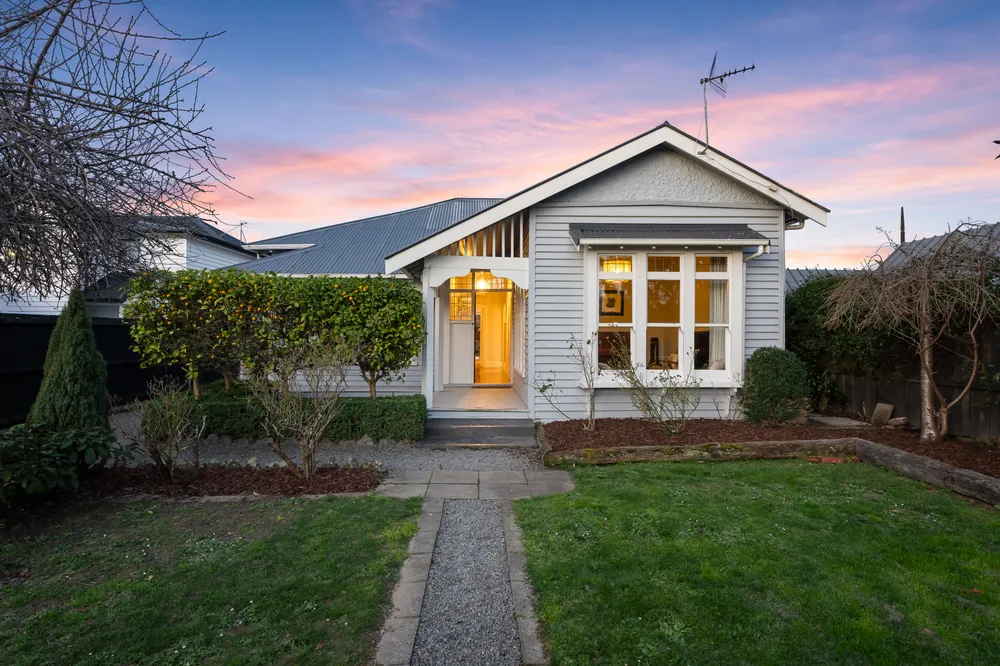 Photos of 216 Springfield Road