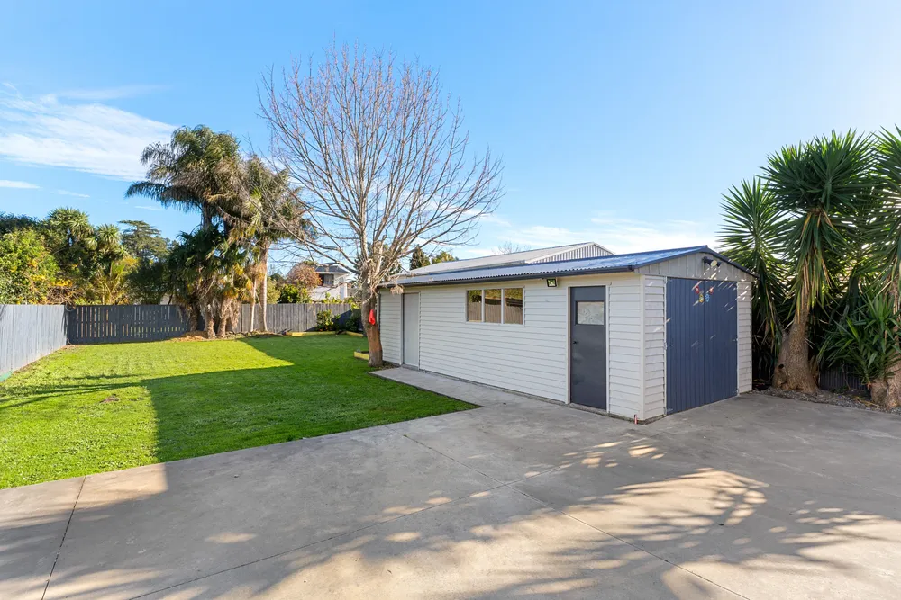 Photos of 140 Ormond Road