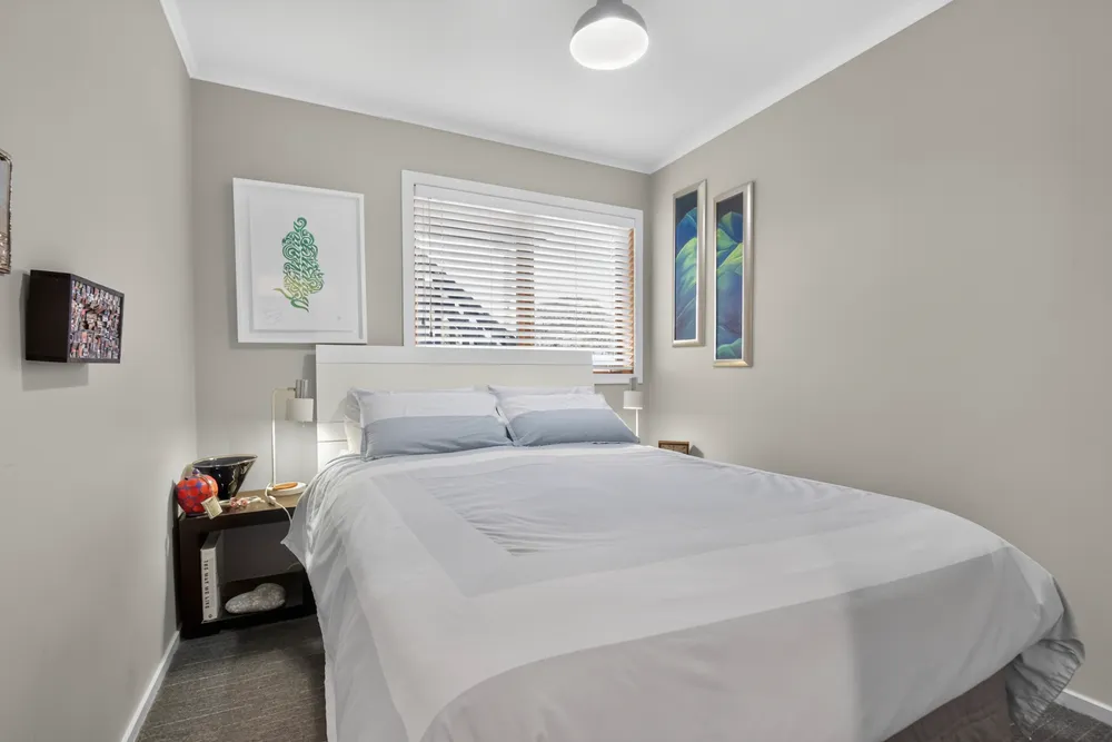 Photos of 250 Centreway Road