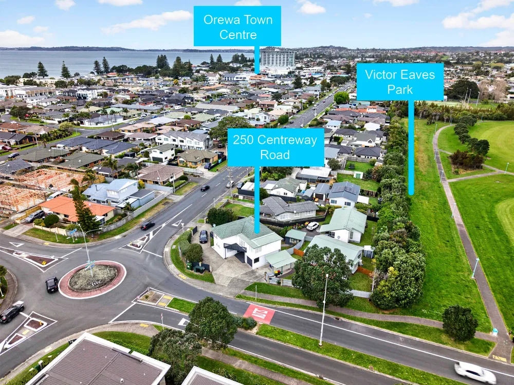 Photos of 250 Centreway Road