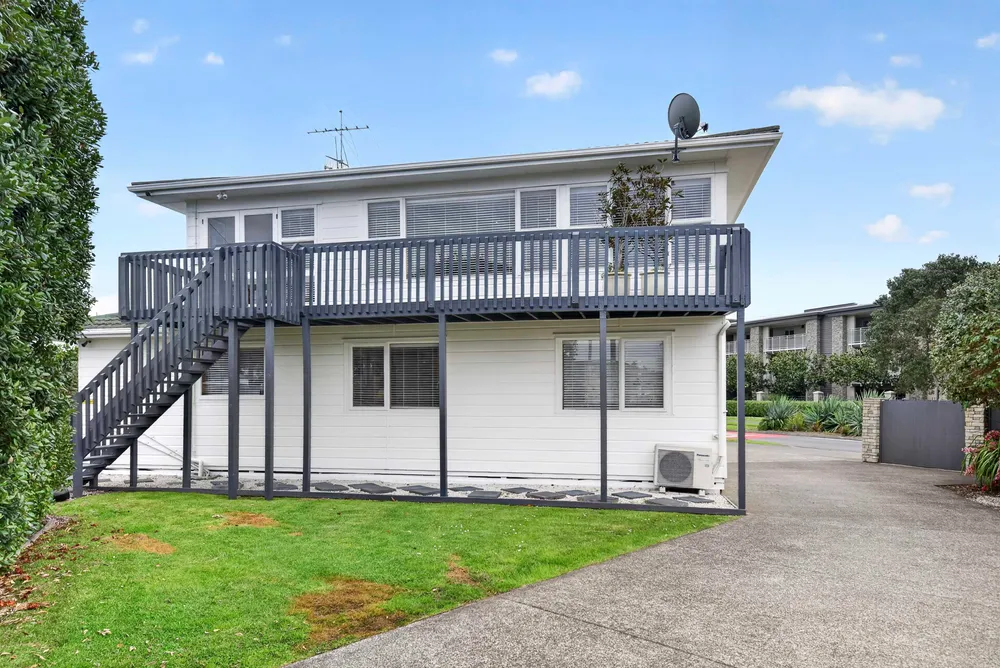 Photos of 250 Centreway Road