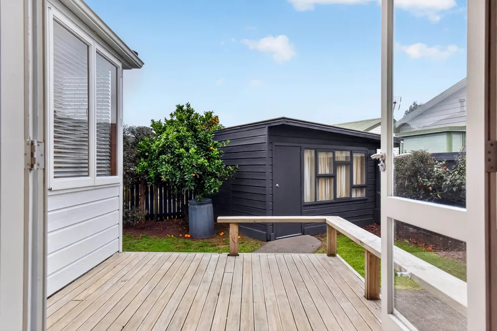 Photos of 250 Centreway Road
