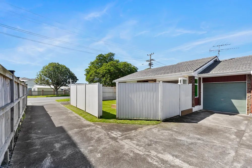 Photos of 1/100 Symonds Street