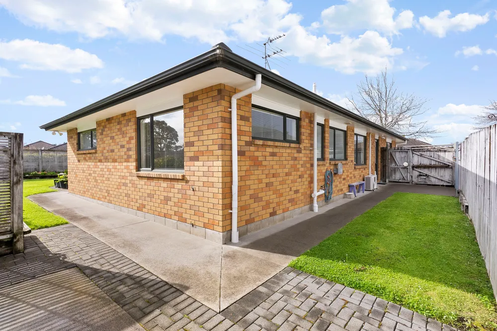 Photos of 1 Brittas Place