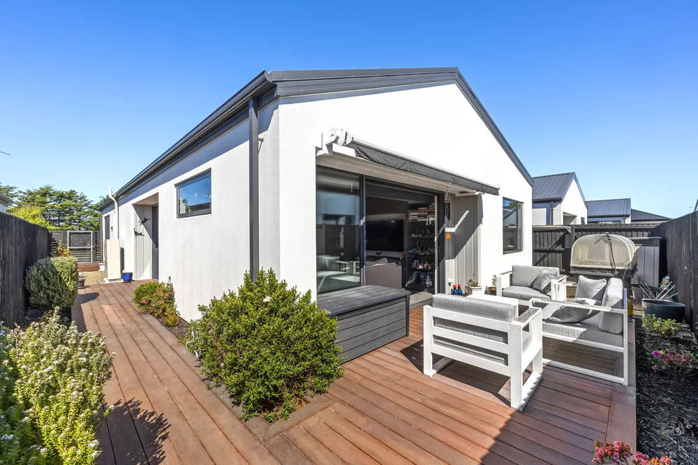 Photos of 4 Manakura Street