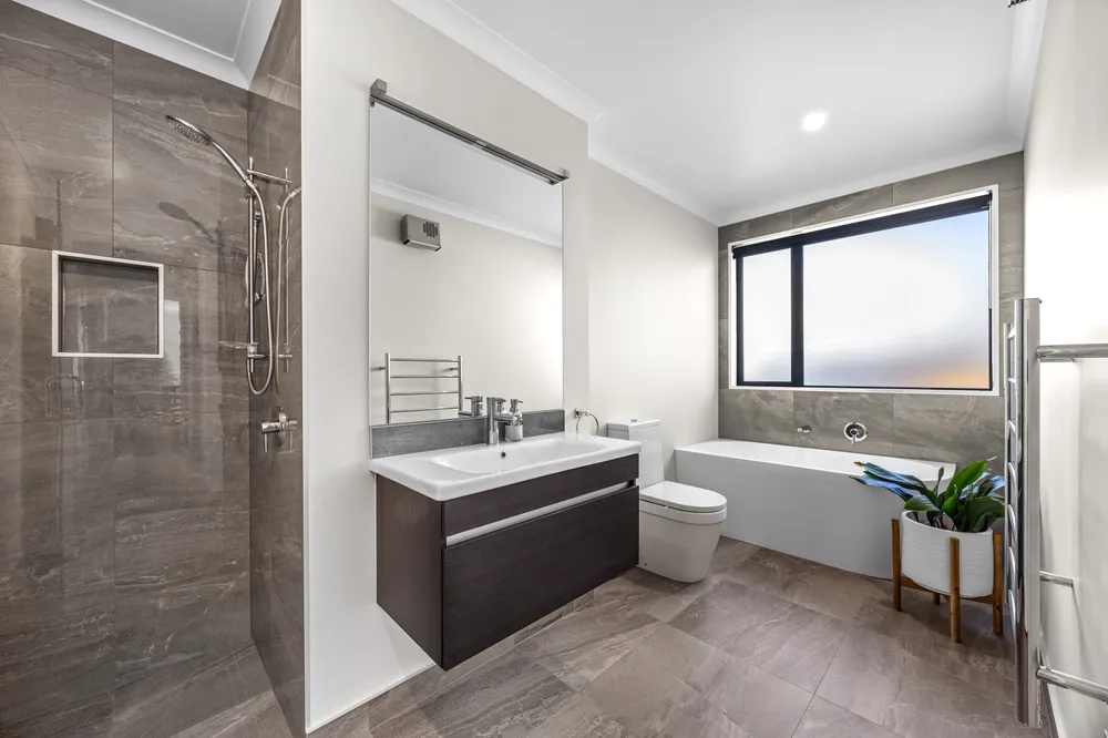 Photos of 4 Manakura Street