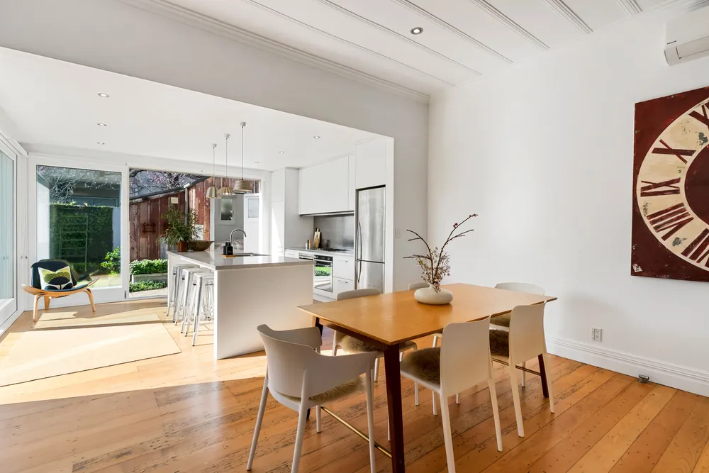 Photos of 19 Ireland Street