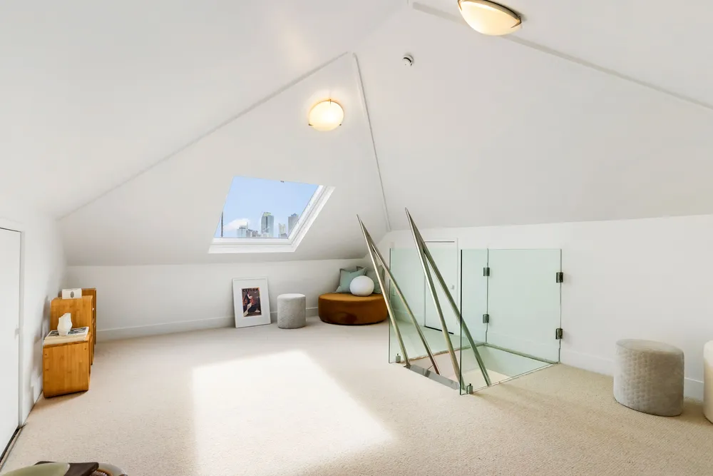 Photos of 19 Ireland Street