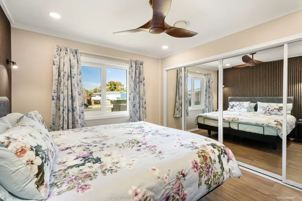 Photos of 34 Sandspit Road