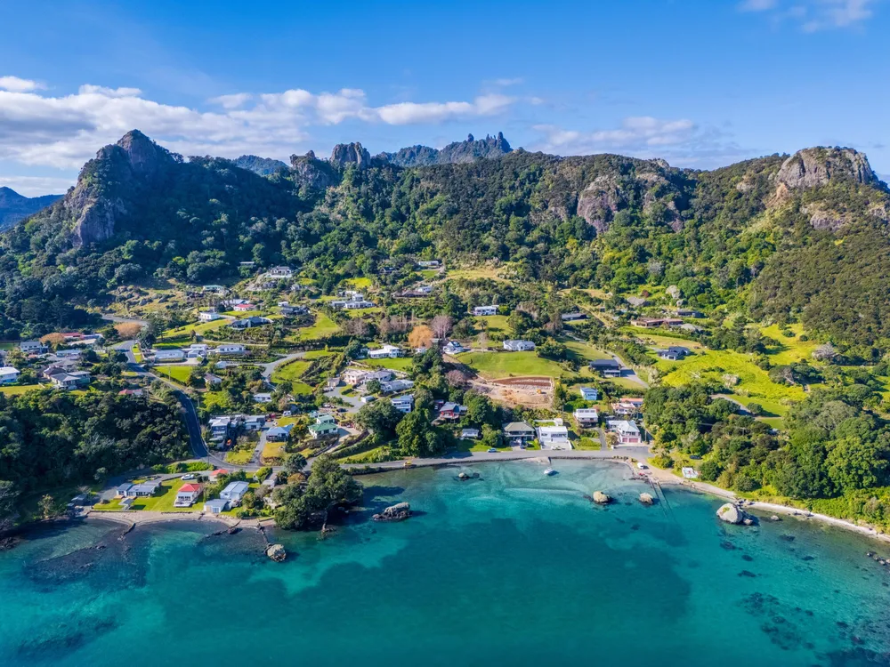 Photos of 136 Reotahi Road
