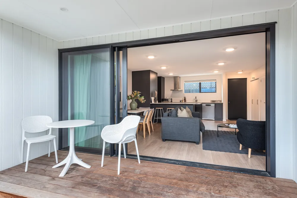 Photos of 200 Chester Street East