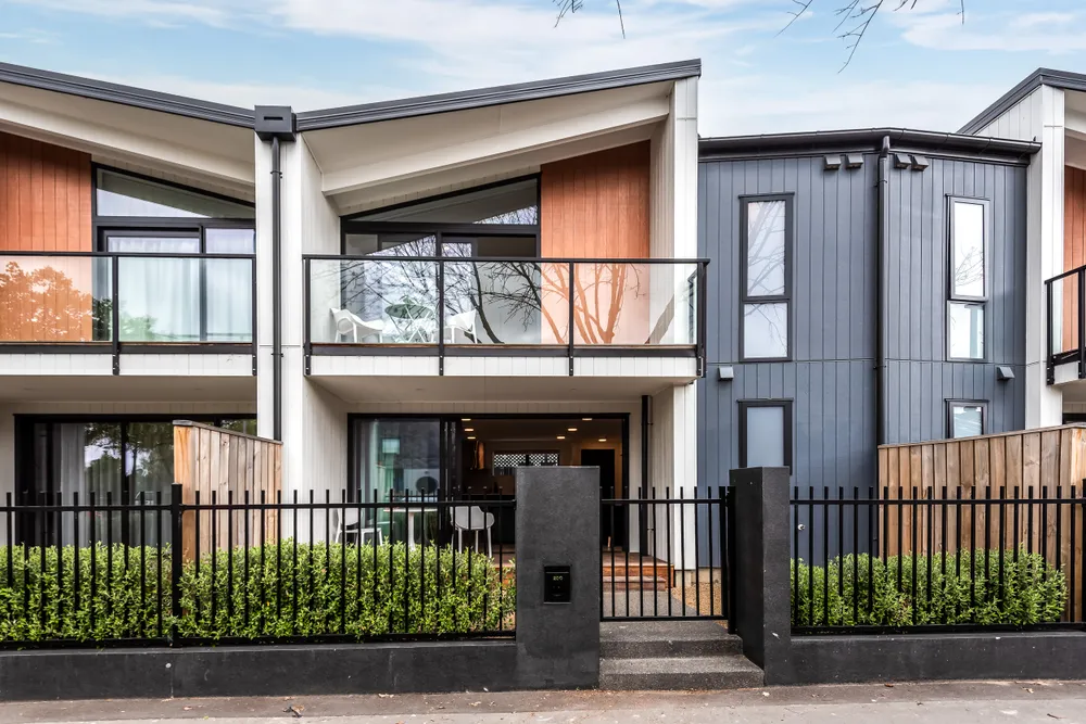Photos of 200 Chester Street East