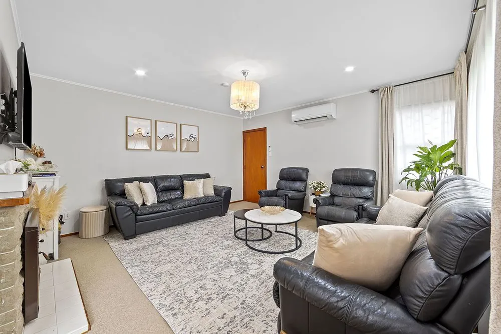 Photos of 4 Ashley Avenue