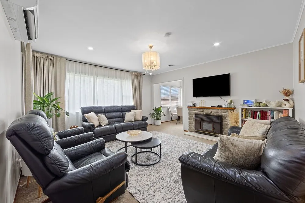 Photos of 4 Ashley Avenue