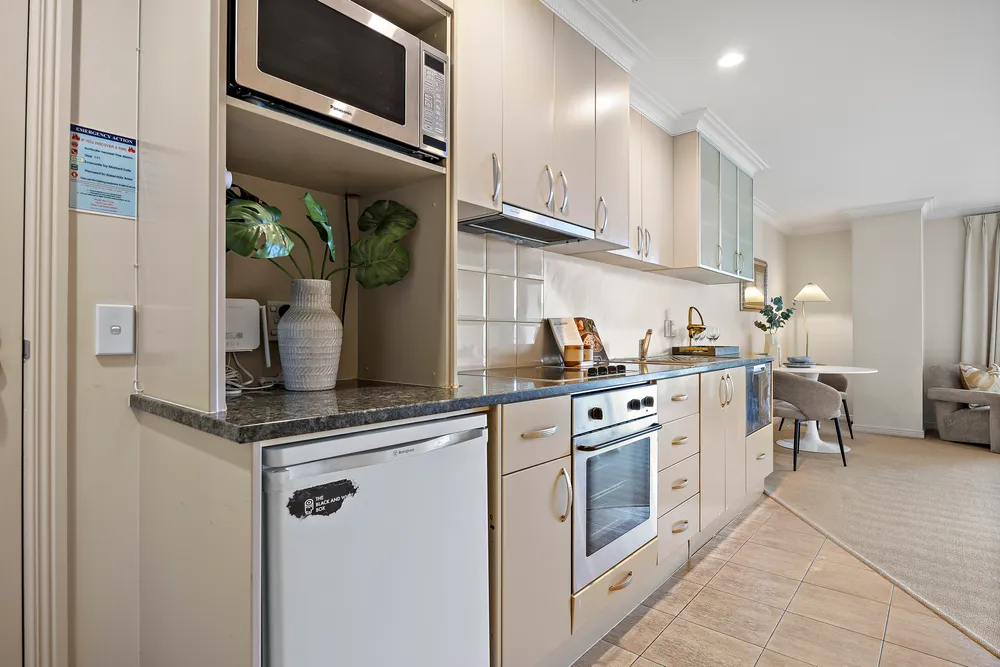 Photos of 4L/118 Gladstone Road