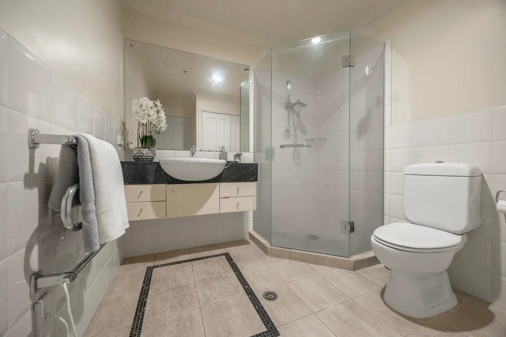 Photos of 4L/118 Gladstone Road