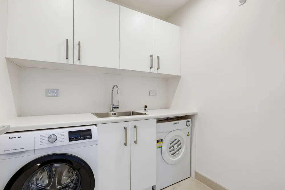 Photos of 320 Cannon Hill Crescent