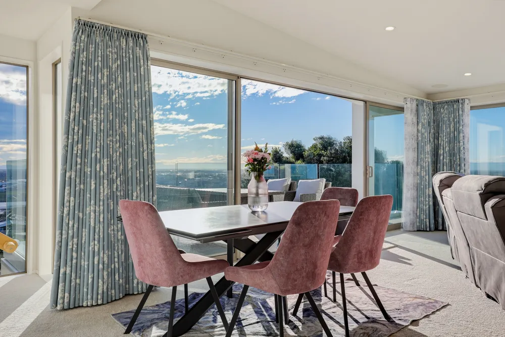 Photos of 320 Cannon Hill Crescent