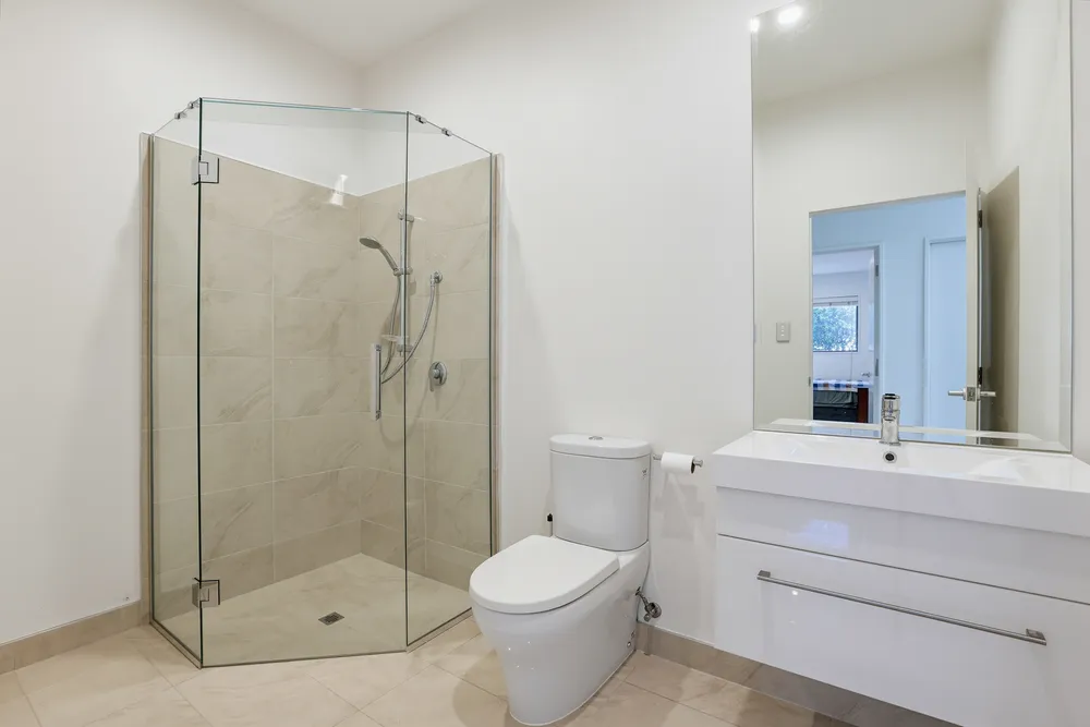 Photos of 320 Cannon Hill Crescent