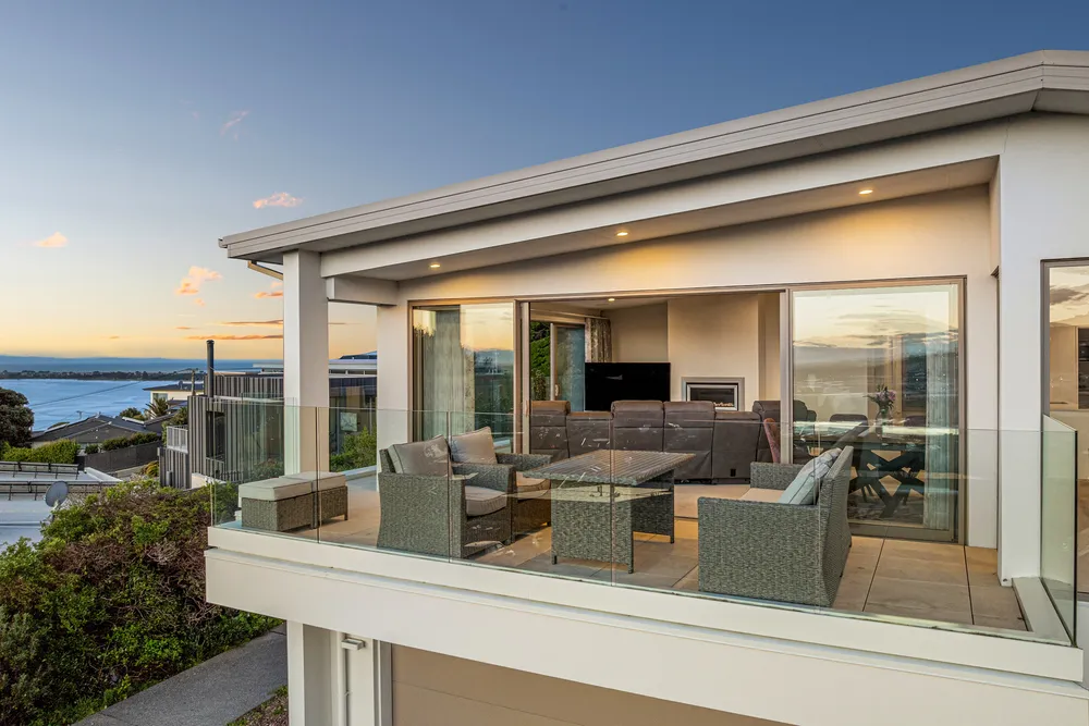 Photos of 320 Cannon Hill Crescent
