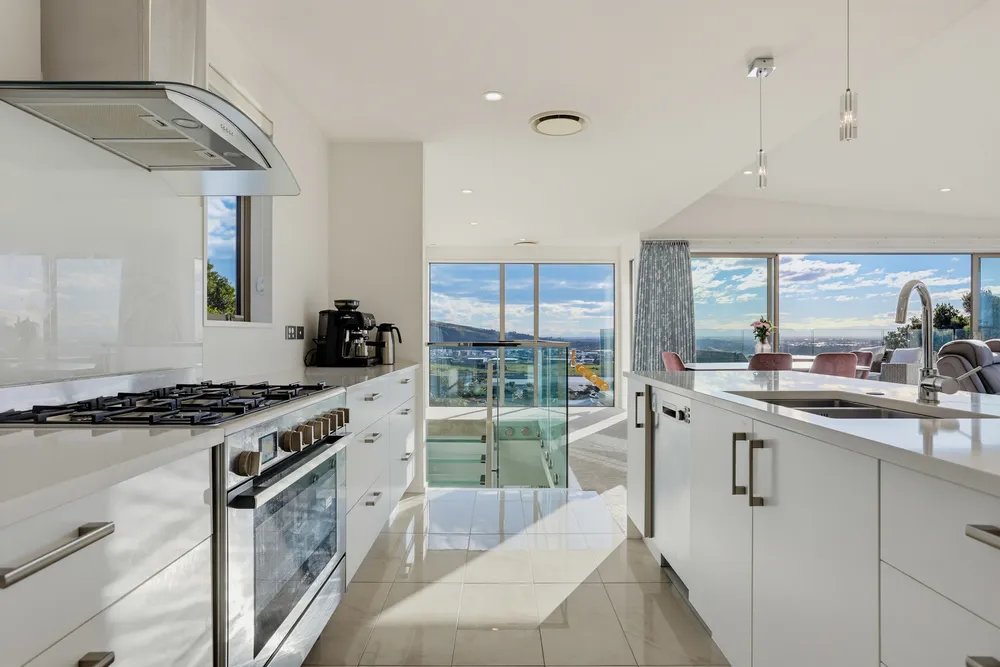 Photos of 320 Cannon Hill Crescent