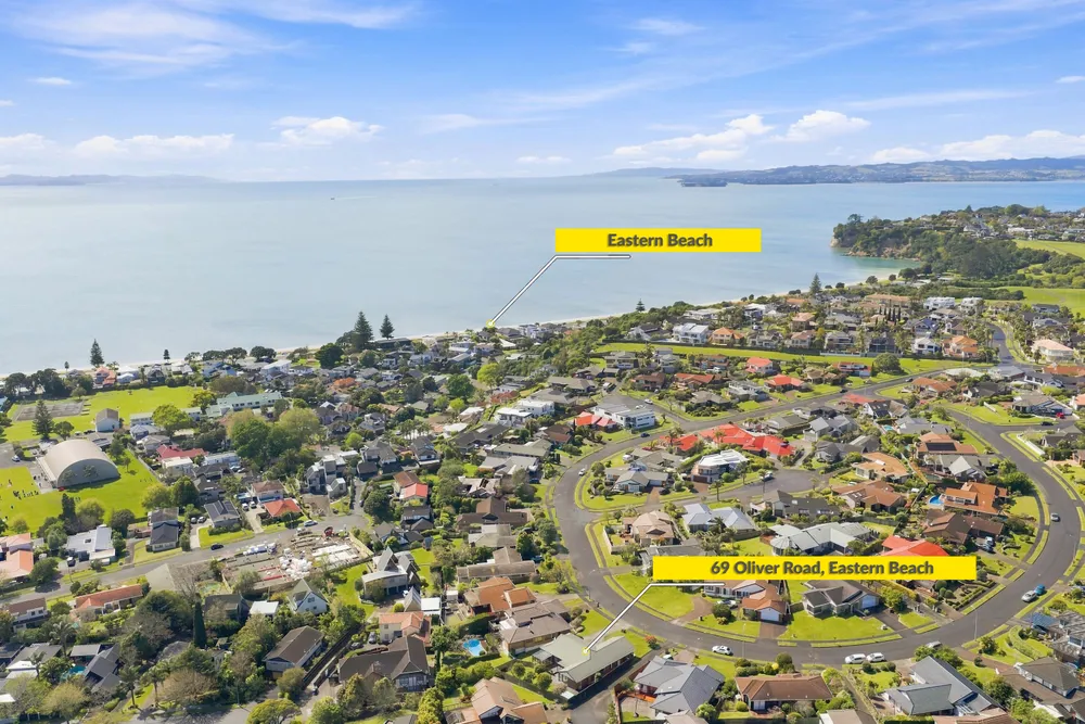 Photos of 69 Oliver Road
