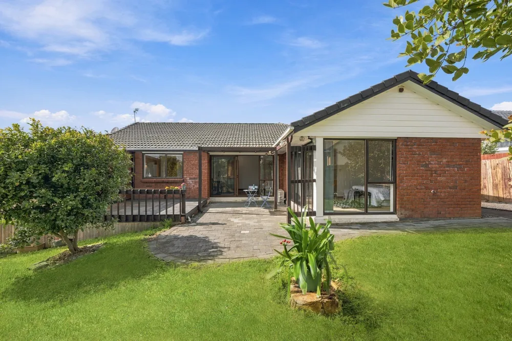 Photos of 69 Oliver Road