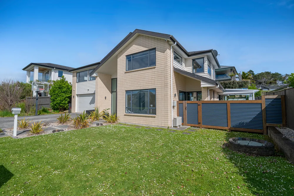 Photos of 10 Pioneer Rise