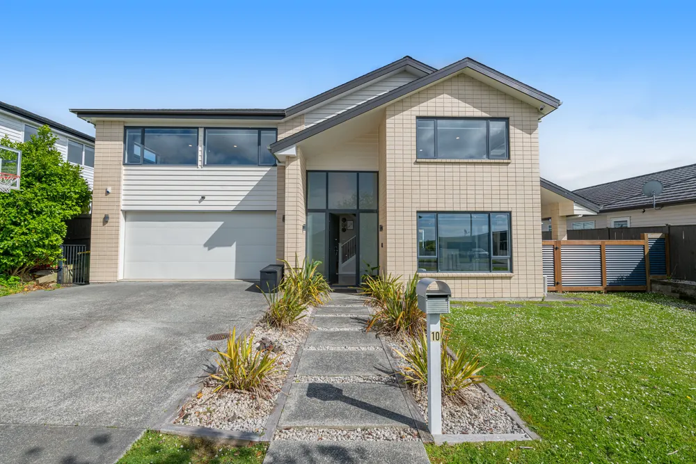 Photos of 10 Pioneer Rise