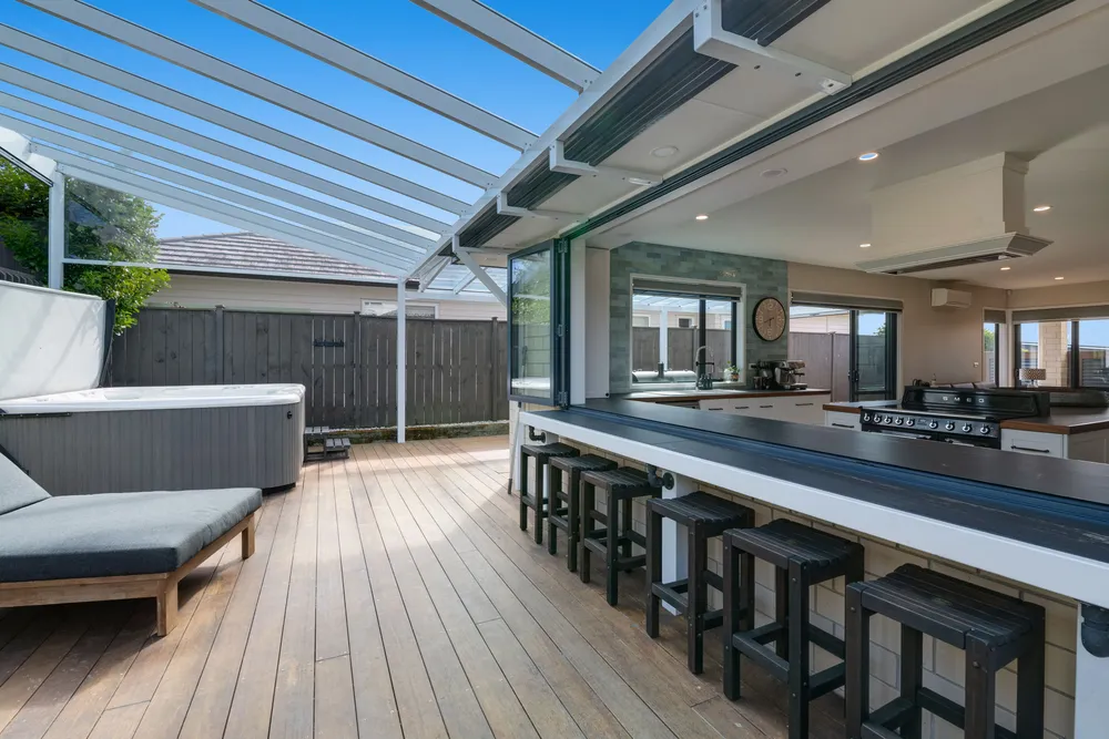 Photos of 10 Pioneer Rise