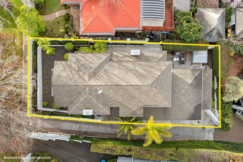 Photos of 42 Mahoe Avenue