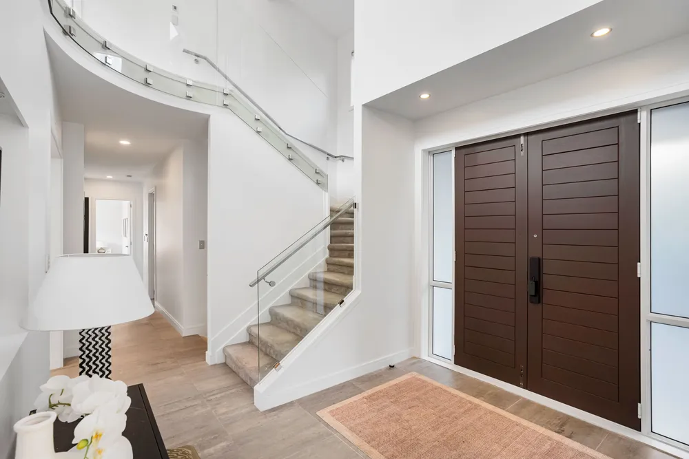 Photos of 42 Mahoe Avenue