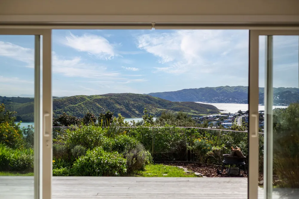 Photos of 152 Eskdale Road