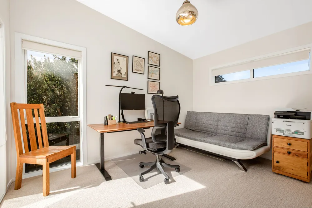 Photos of 152 Eskdale Road