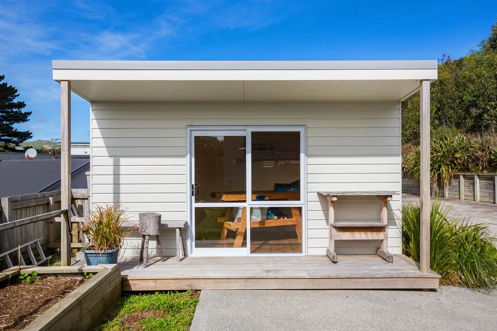 Photos of 152 Eskdale Road