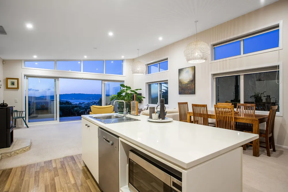 Photos of 152 Eskdale Road