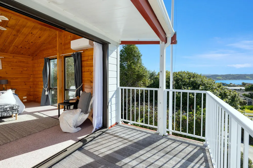 Photos of 31 Fidelis Ave