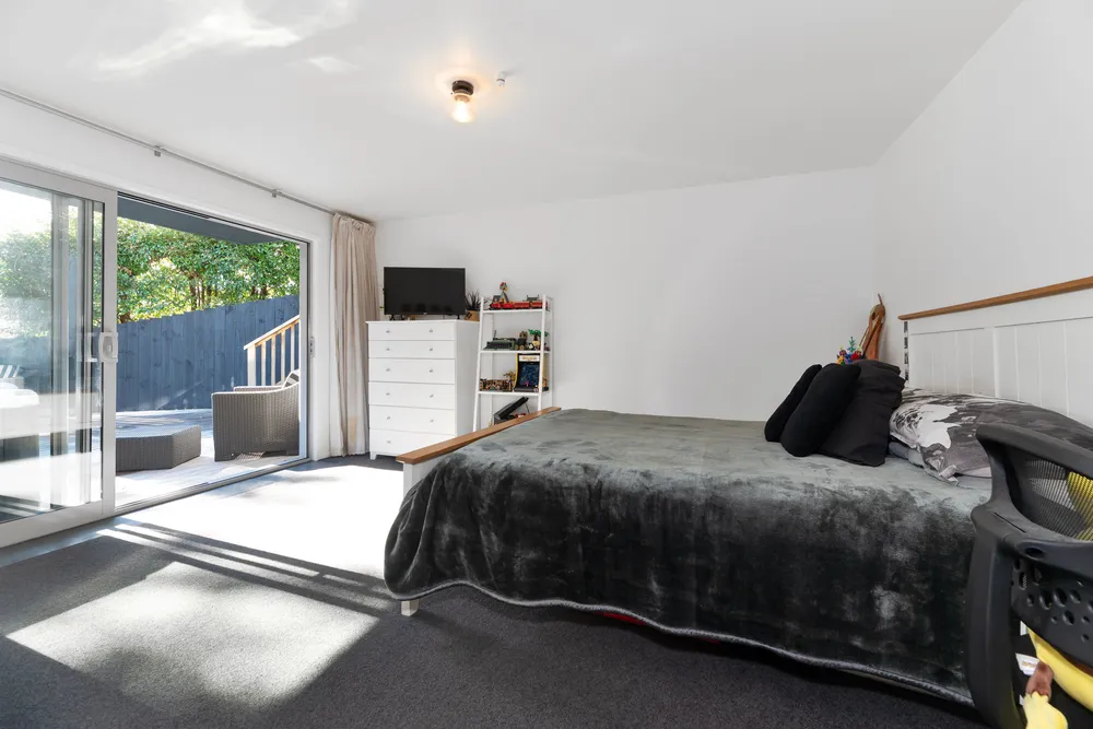 Photos of 37A Endeavour Street