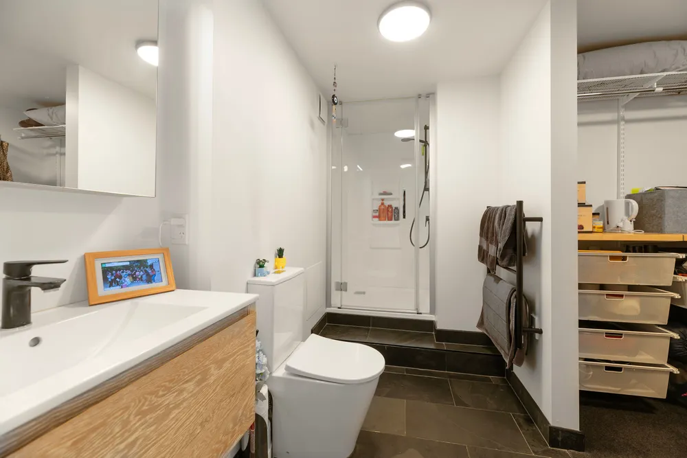 Photos of 37A Endeavour Street