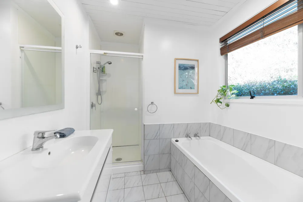 Photos of 37A Endeavour Street