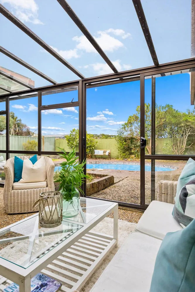 Photos of 12 Andes Avenue