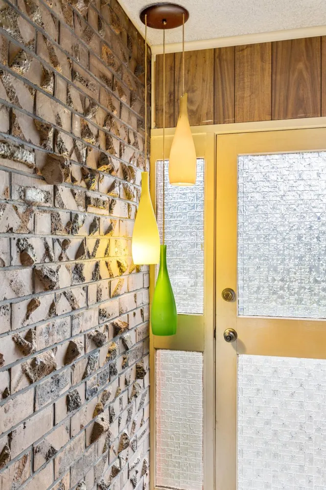 Photos of 12 Andes Avenue