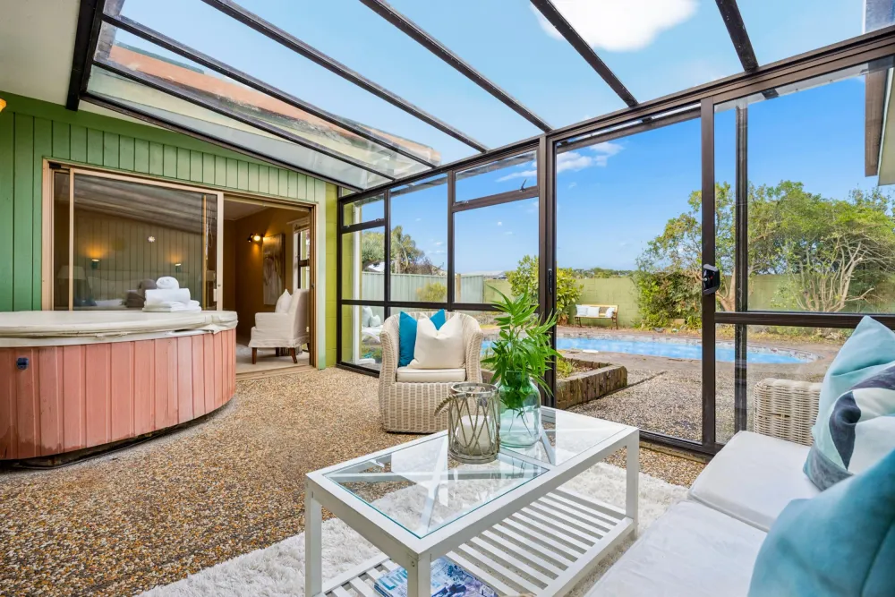 Photos of 12 Andes Avenue