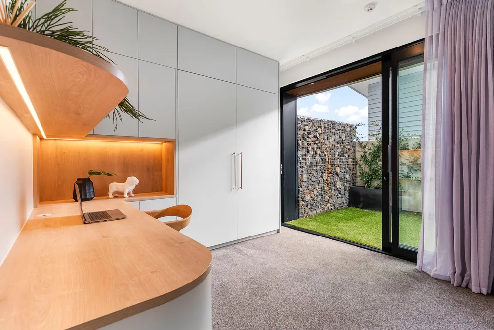 Photos of 4/2 Turakina Street