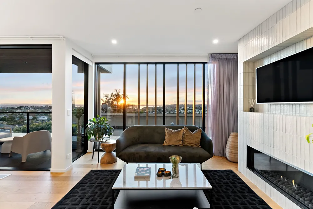 Photos of 4/2 Turakina Street
