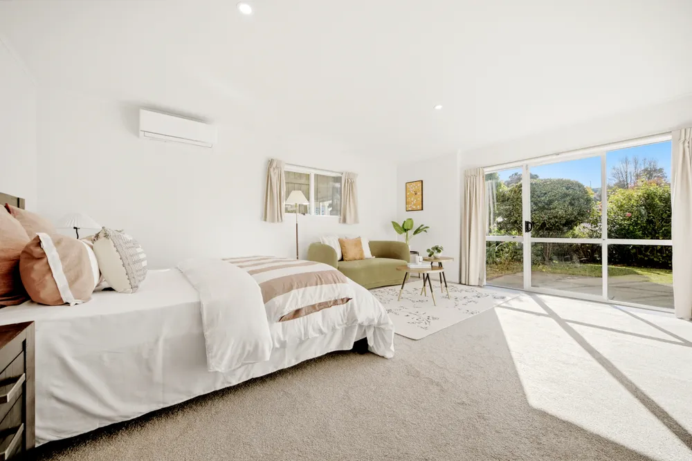 Photos of 52 Salamanca Road