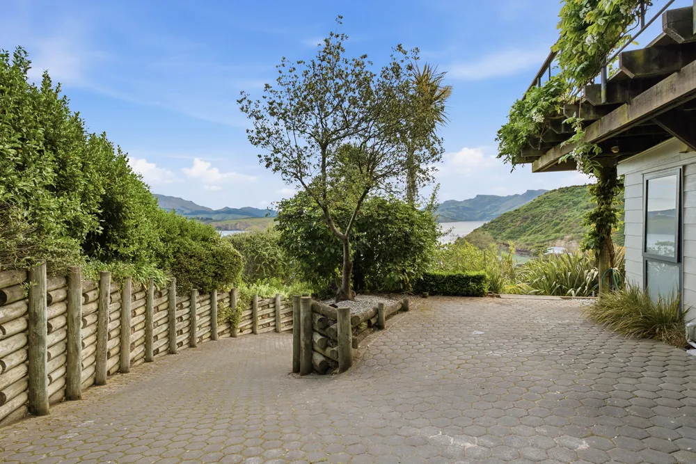 Photos of 1 Cass Bay Place