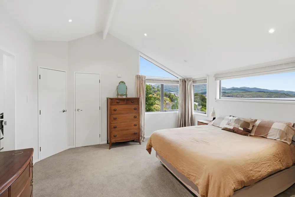 Photos of 1 Cass Bay Place